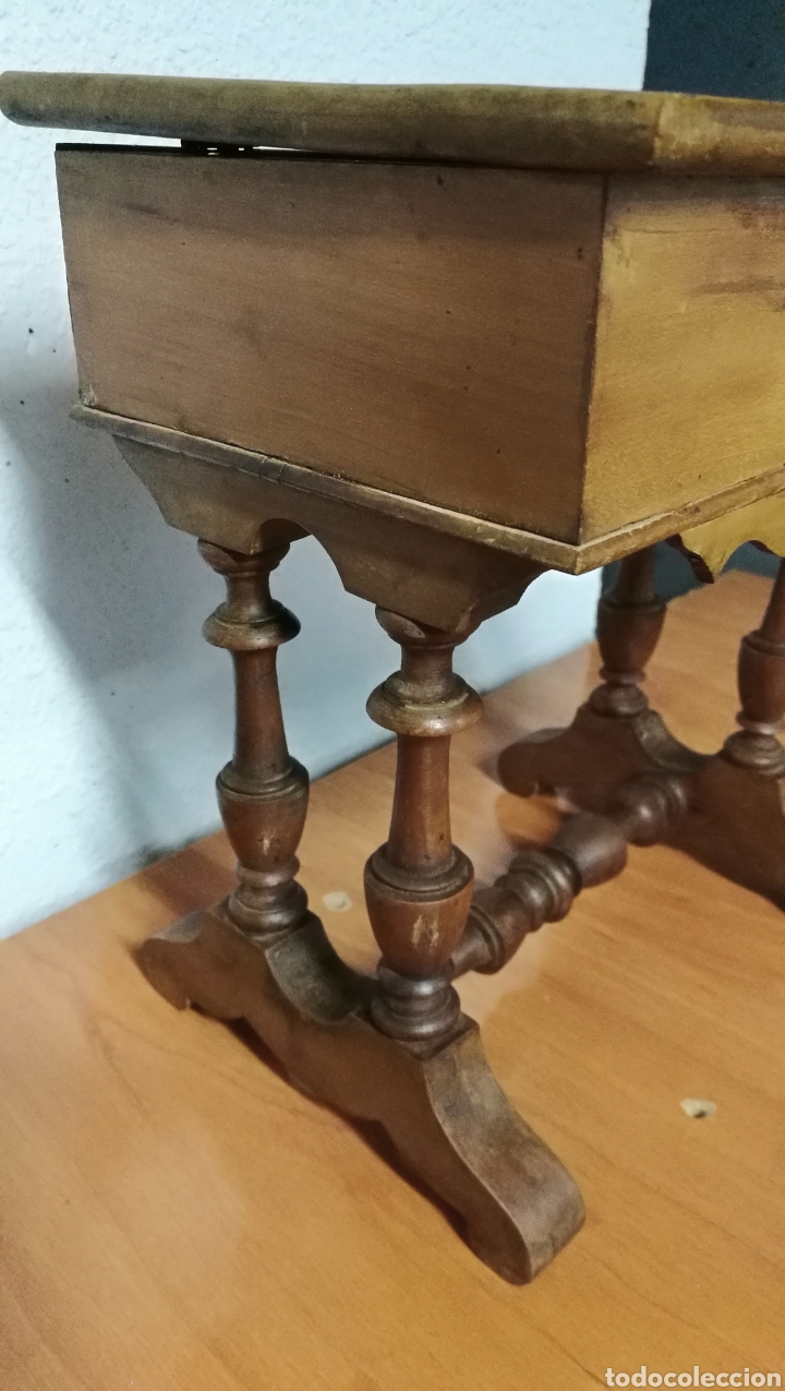 Casas de mu&ntilde;ecas: ANTIGUO COSTURERO DE MADERA - Foto 3