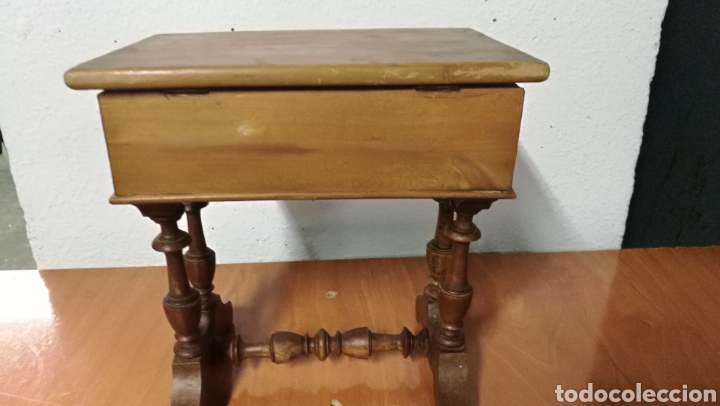 Casas de mu&ntilde;ecas: ANTIGUO COSTURERO DE MADERA - Foto 6
