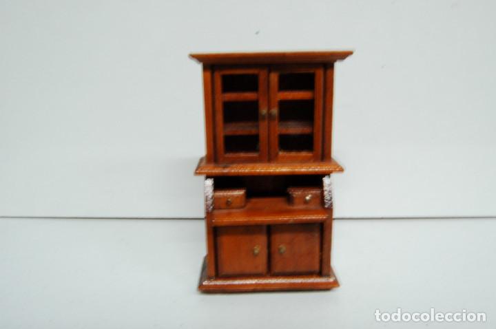 Casas de mu&ntilde;ecas: muebles para casa de mu&ntilde;ecas: Aparador ref. 2 - Foto 1