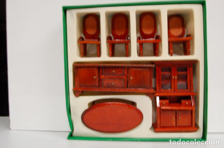 Casas de mu&ntilde;ecas: Conjunto de sal&oacute;n mesa oval - Foto 1