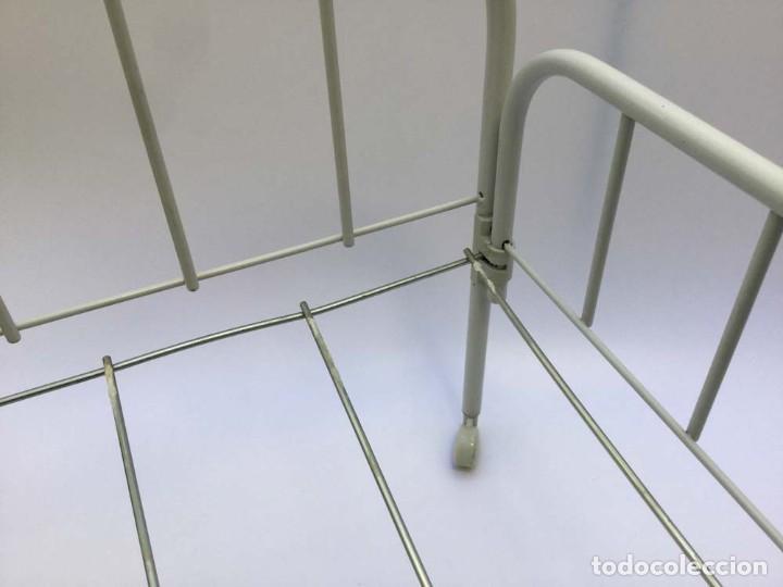 Casas de mu&ntilde;ecas: Cuna para mu&ntilde;ecas Vercor &ndash; a&ntilde;os 90 - Foto 5