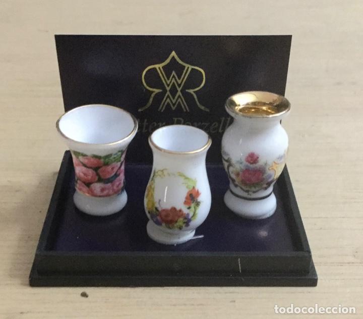 Casas de mu&ntilde;ecas: Miniatura. Jarrones en porcelana. Reutter - Foto 1