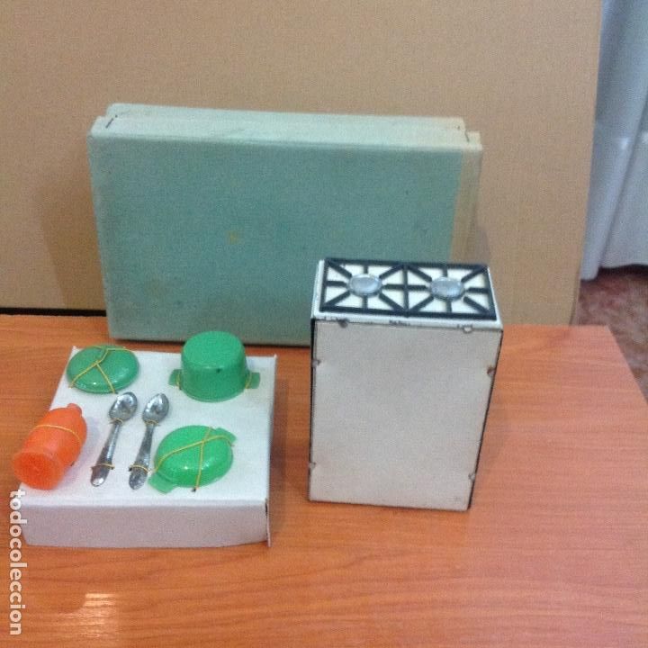 Casas de mu&ntilde;ecas: Cocina y complementos en su caja de Paya - Foto 3