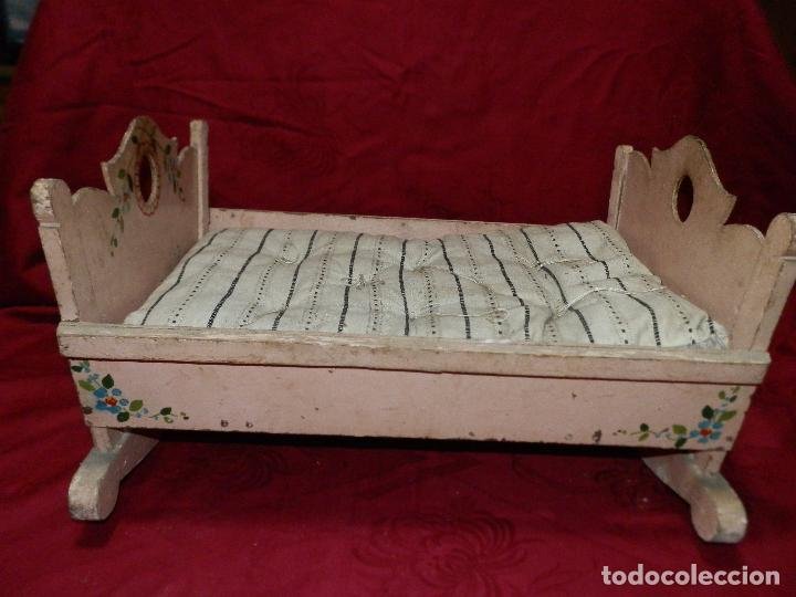 antiguo taburete reposapies madera para casa de - Acquista Case delle  bambole, mobili e accessori su todocoleccion
