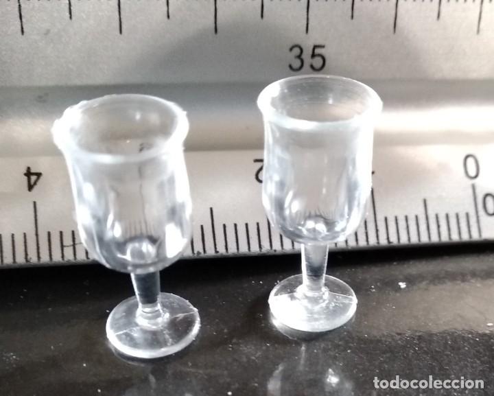 Casas de mu&ntilde;ecas: copas de vino - Foto 1