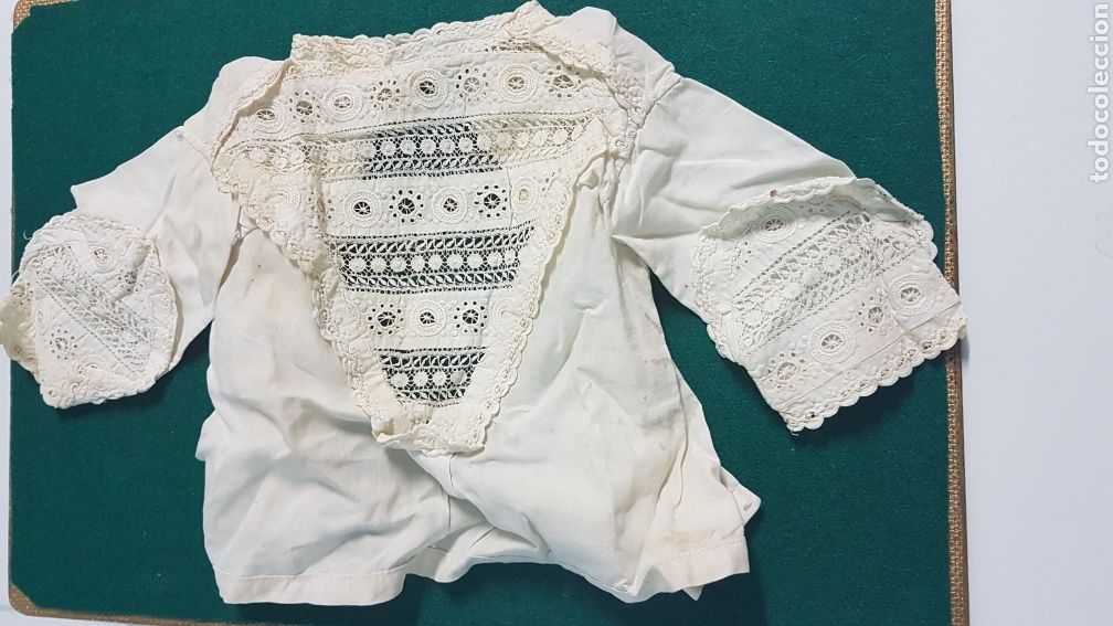 Casas de mu&ntilde;ecas: ROPA DE MU&Ntilde;ECA O DE BEBE ANTIGUA. - Foto 2