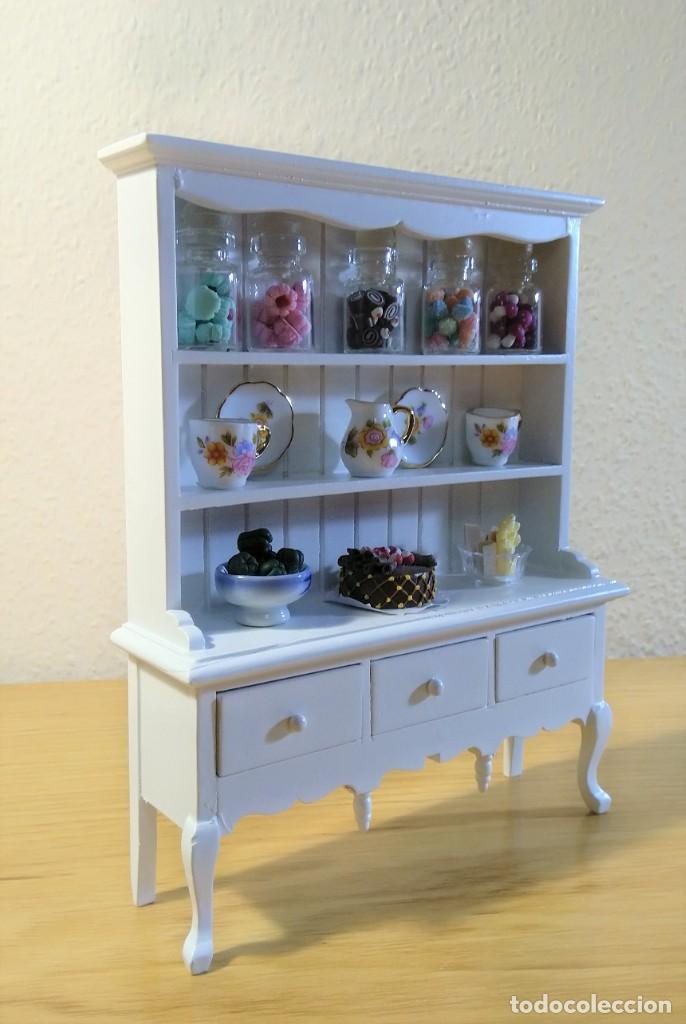 Casas de mu&ntilde;ecas: MUEBLE DE COMEDOR EN MADERA CON COMPLEMENTOS-CASA MU&Ntilde;ECA MINIATURA ESCALA1:12 - Foto 7