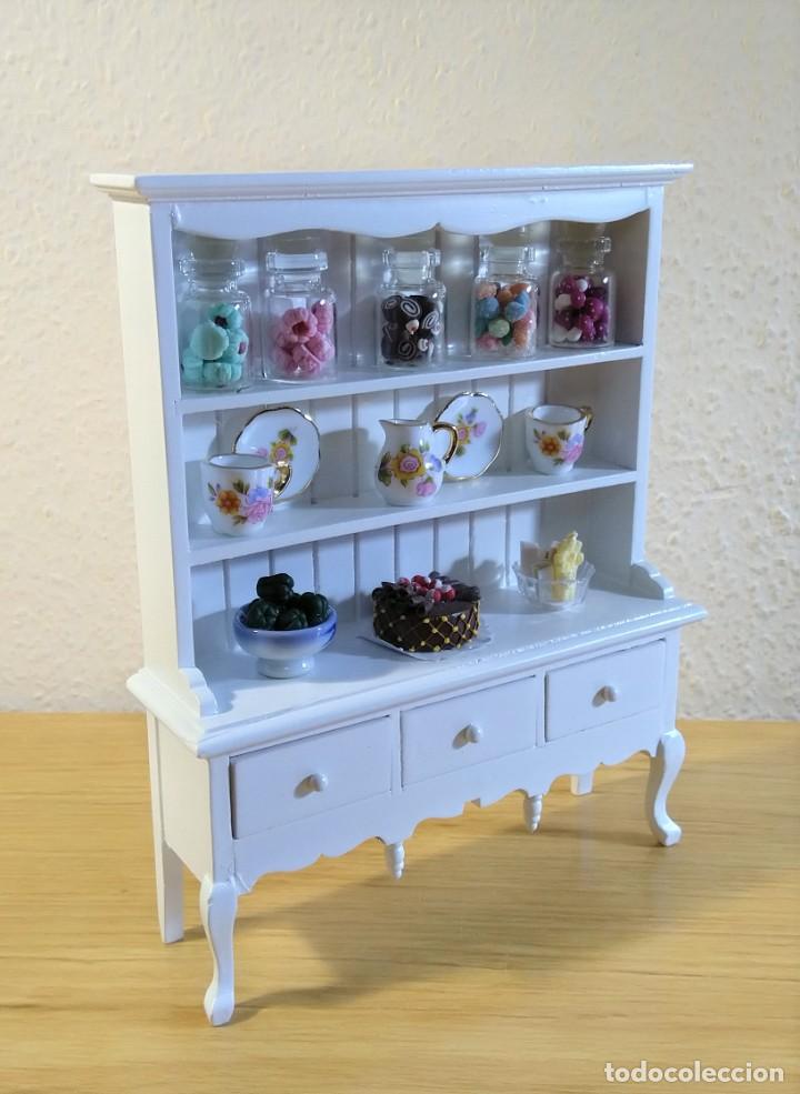 Casas de mu&ntilde;ecas: MUEBLE DE COMEDOR EN MADERA CON COMPLEMENTOS-CASA MU&Ntilde;ECA MINIATURA ESCALA1:12 - Foto 8