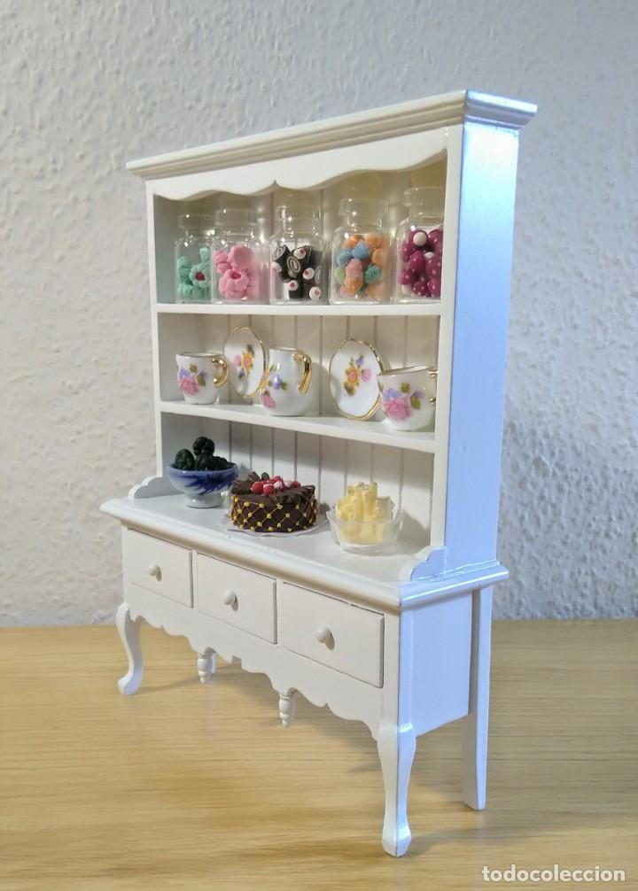 Casas de mu&ntilde;ecas: MUEBLE DE COMEDOR EN MADERA CON COMPLEMENTOS-CASA MU&Ntilde;ECA MINIATURA ESCALA1:12 - Foto 11