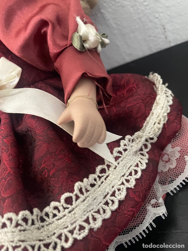 Casas de mu&ntilde;ecas: ANTIGUA MU&Ntilde;ECA DE PORCELANA - Foto 3