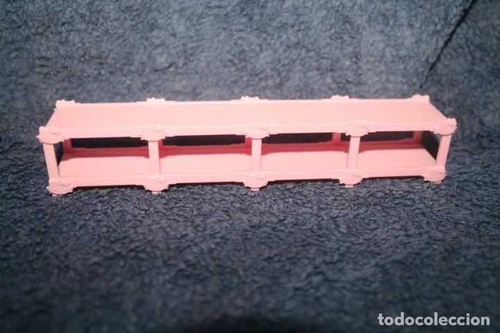 Casas de mu&ntilde;ecas: mueble la casa de hello kitty - Foto 1