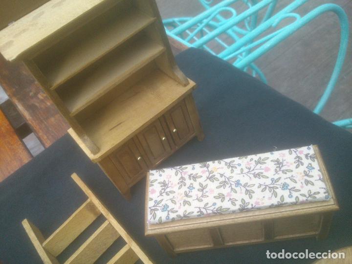 Casas de mu&ntilde;ecas: MOBILIARIO DORMITORIO MADERA - Foto 4
