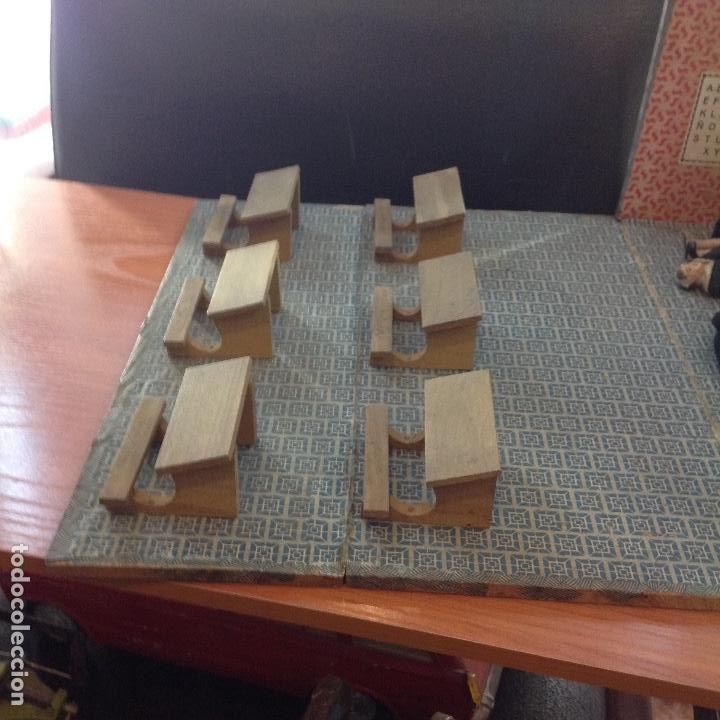 Casas de mu&ntilde;ecas: Escuela de ni&ntilde;as con monja - Foto 3