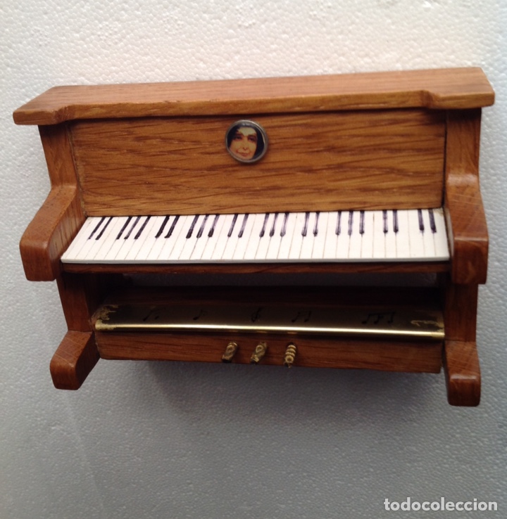 Casas de mu&ntilde;ecas: PIANO MADERA EN MINIATURA - Foto 4