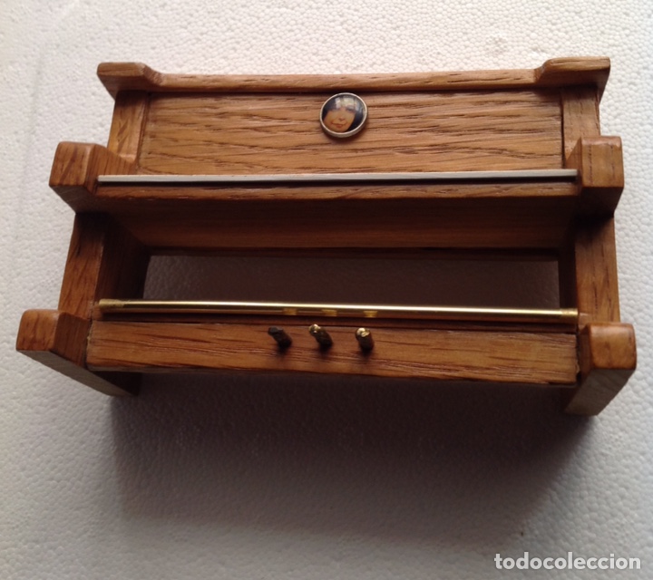 Casas de mu&ntilde;ecas: PIANO MADERA EN MINIATURA - Foto 5