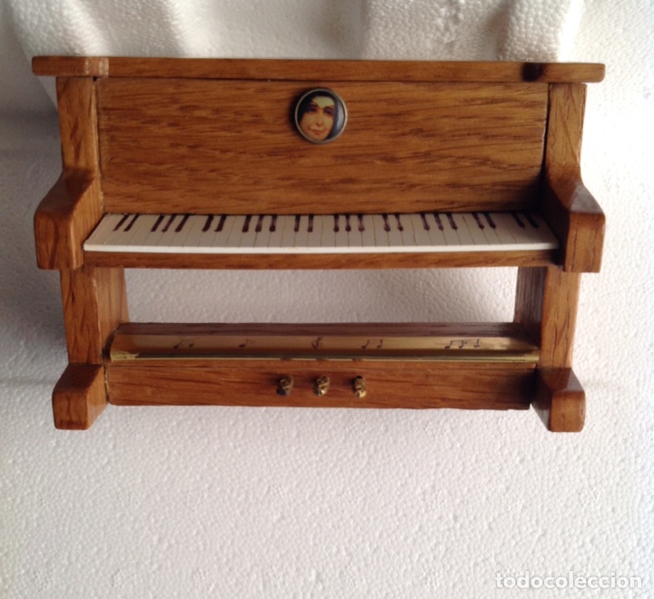 Casas de mu&ntilde;ecas: PIANO MADERA EN MINIATURA - Foto 7
