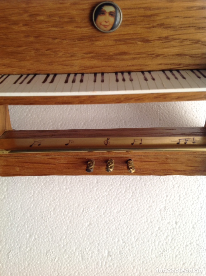 Casas de mu&ntilde;ecas: PIANO MADERA EN MINIATURA - Foto 9