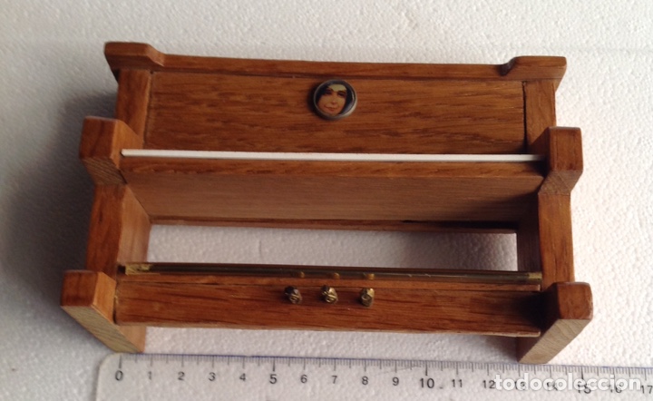 Casas de mu&ntilde;ecas: PIANO MADERA EN MINIATURA - Foto 20