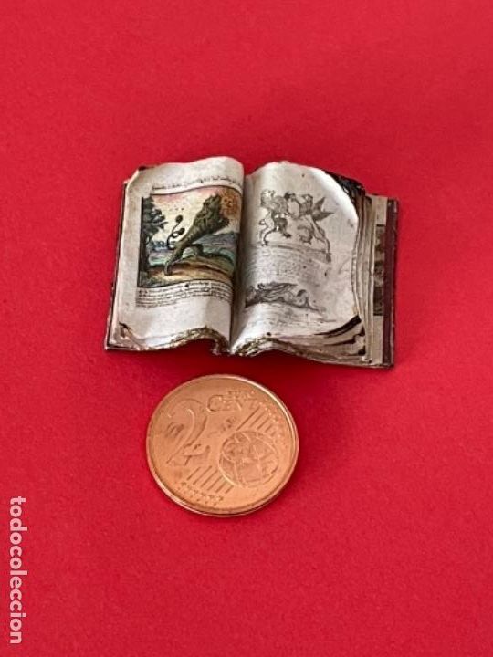 Casas de mu&ntilde;ecas: Libro medieval miniatura para casa de mu&ntilde;ecas - Foto 1