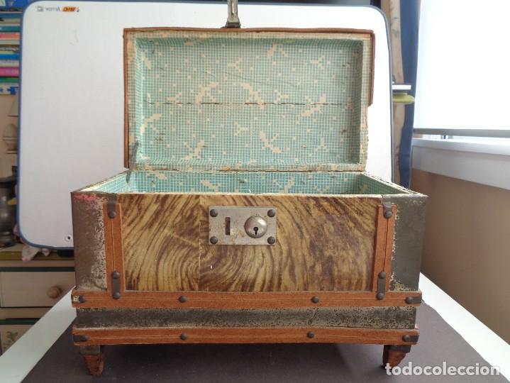 Casas de mu&ntilde;ecas: BAUL DE JUGUETE - Foto 3