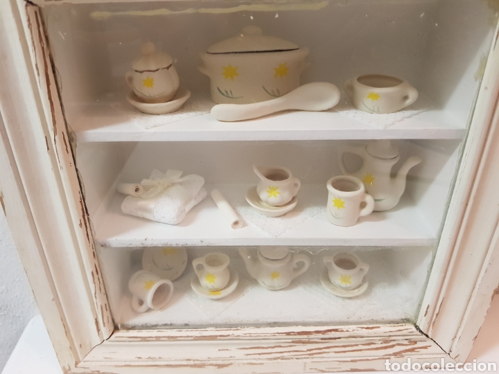 Casas de mu&ntilde;ecas: Cuadro con vajilla en miniatura - Foto 2