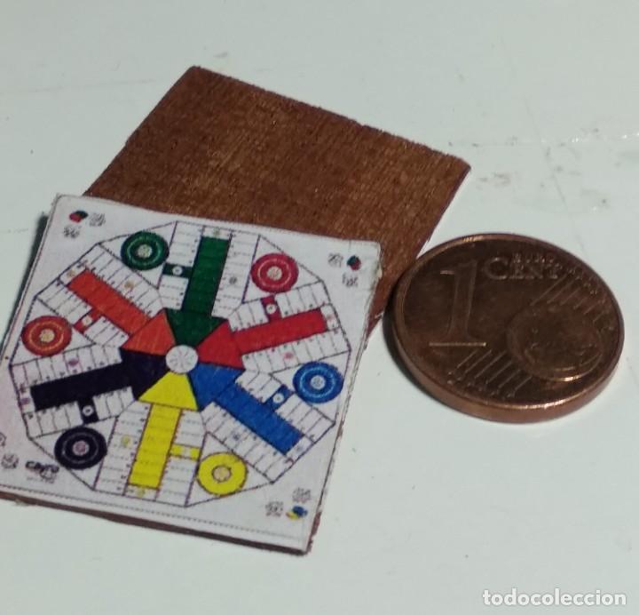 Casas de mu&ntilde;ecas: tableros de parchis y oca complementos casa escala 1:24 - Foto 1