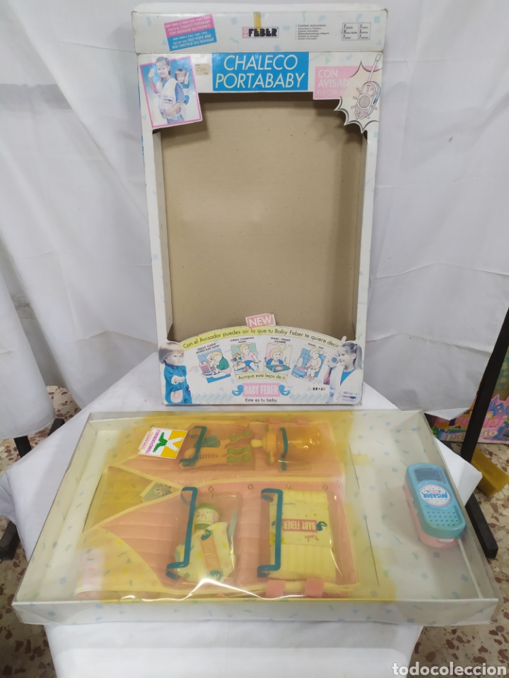 Casas de mu&ntilde;ecas: Chaleco Portababy de Feber - Foto 3