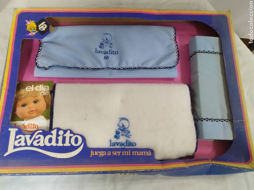 Casas de mu&ntilde;ecas: El d&iacute;a de Lavadito, ropa de cama de BeBe - Foto 1