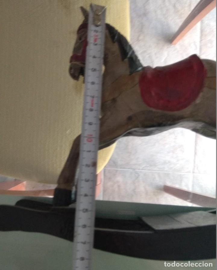 Casas de mu&ntilde;ecas: CABALLO DE MADERA PARA MU&Ntilde;ECA ANTIGUA - Foto 3