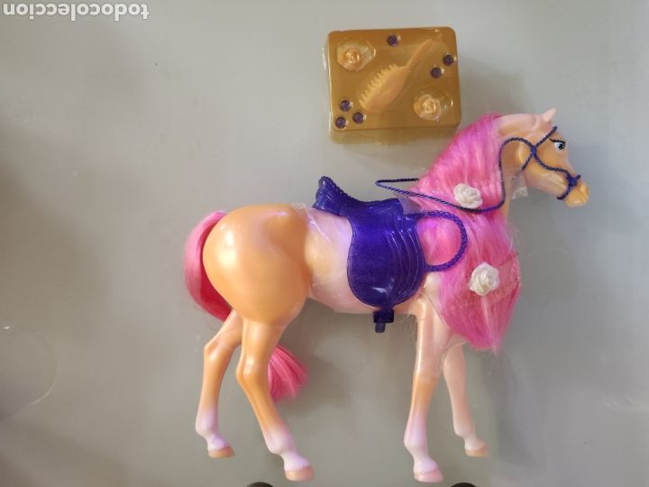 Casas de mu&ntilde;ecas: Caballo Barbie original - Foto 1