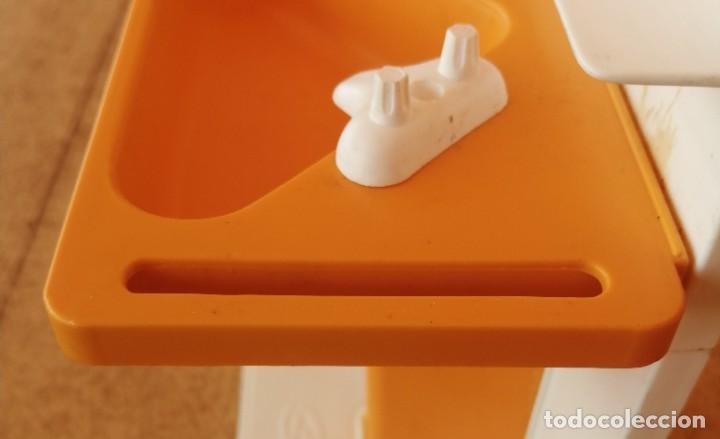 Casas de mu&ntilde;ecas: Lavabo Sindy Pedigree, con caja original - Foto 10