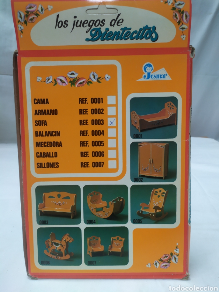 Casas de mu&ntilde;ecas: Los juegos de dientecitos de Jesmar, sof&aacute;. - Foto 2