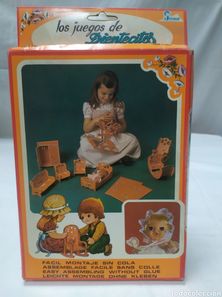 Casas de mu&ntilde;ecas: Los juegos de dientecitos de Jesmar, sof&aacute;. - Foto 1