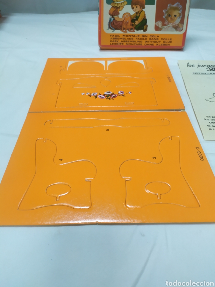 Casas de mu&ntilde;ecas: Los juegos de dientecitos de Jesmar, sof&aacute;. - Foto 3