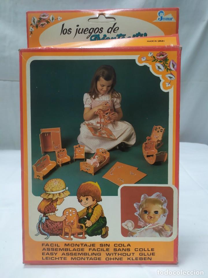 Casas de mu&ntilde;ecas: Los juegos de dientecitos de Jesmar, sof&aacute;. - Foto 1