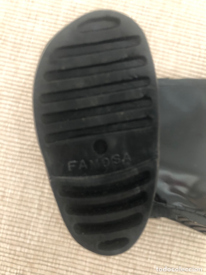 Casas de mu&ntilde;ecas: Botas Nancy de Famosa - Foto 3