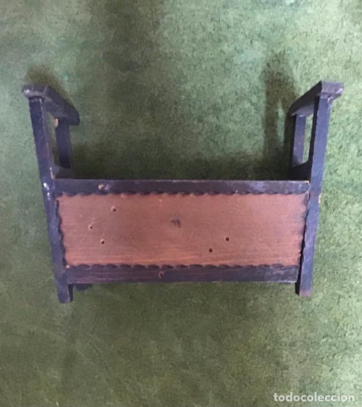 Casas de mu&ntilde;ecas: CUNA MADERA PARA MU&Ntilde;ECAS - Foto 1
