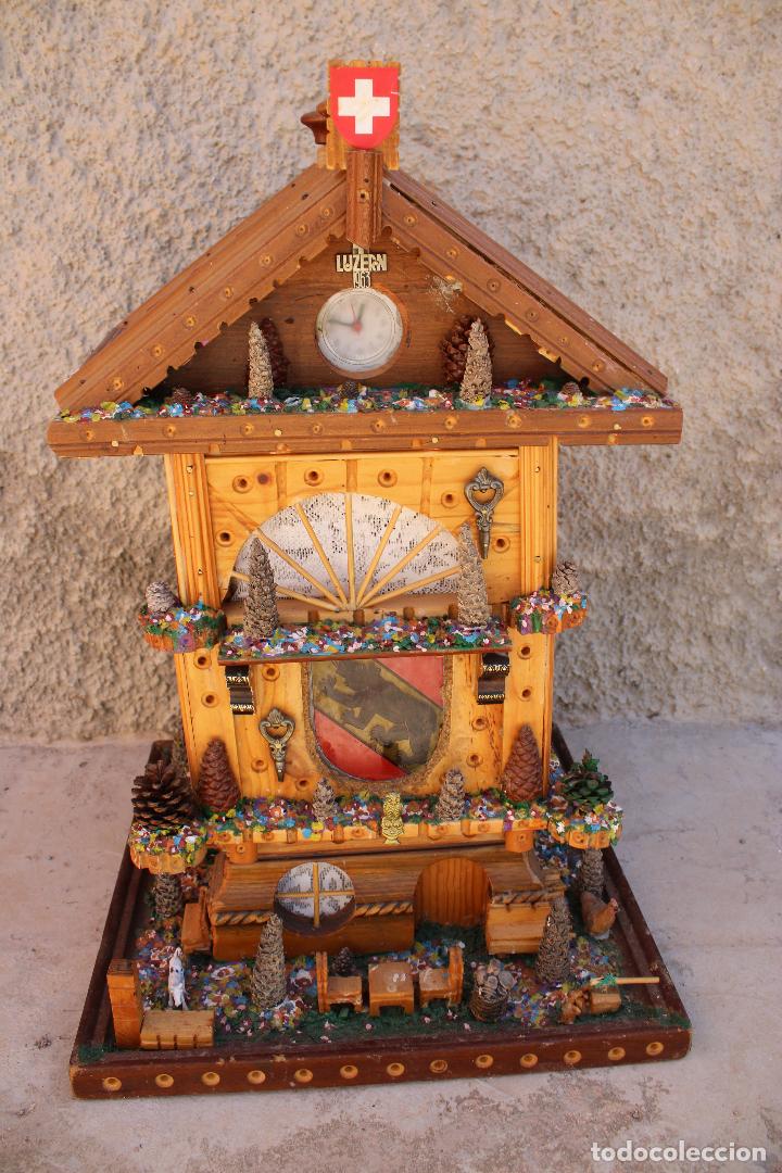 Casas de mu&ntilde;ecas: reloj casa de mu&ntilde;ecas suizo - Foto 1