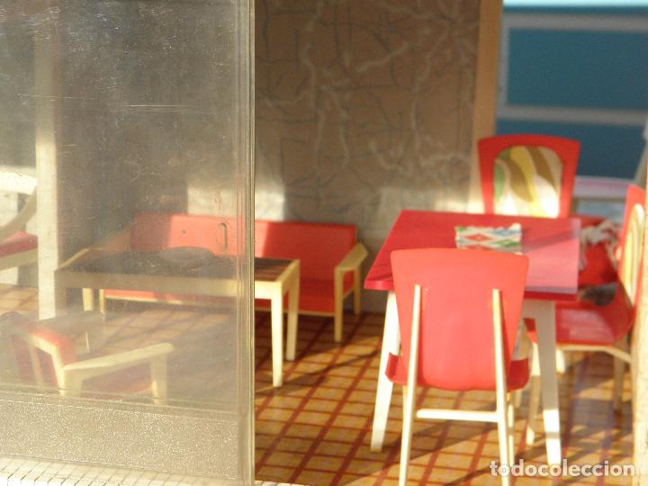 Casas de mu&ntilde;ecas: Antiguo Chalet Villa Hogar&iacute;n con luz, de Modisa - Foto 7