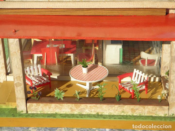 Casas de mu&ntilde;ecas: Antiguo Chalet Villa Hogar&iacute;n con luz, de Modisa - Foto 9