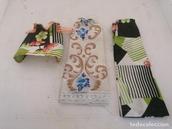 Casas de mu&ntilde;ecas: CONJUNTO DOS PANTALONES Y CHALECO - Foto 1