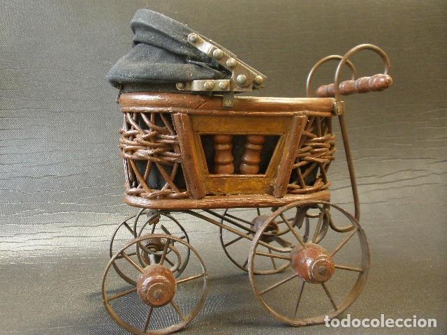 Casas de mu&ntilde;ecas: Antiguo coche de paseo para mu&ntilde;eca. - Foto 2
