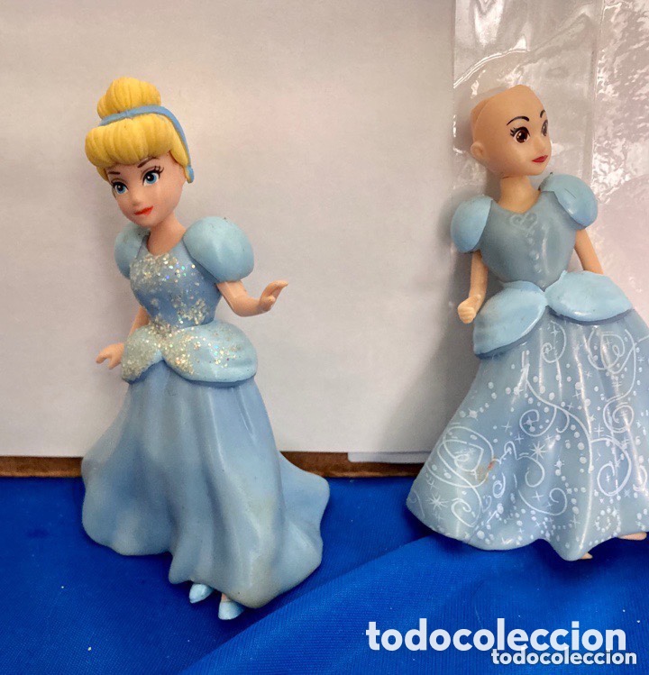 Casas de mu&ntilde;ecas: Lote mu&ntilde;ecas. Vestidos - Foto 2