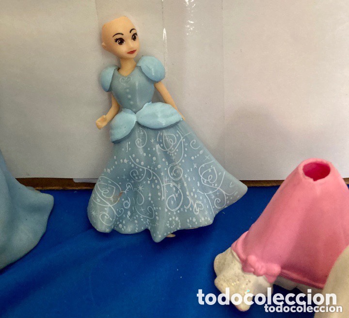 Casas de mu&ntilde;ecas: Lote mu&ntilde;ecas. Vestidos - Foto 4
