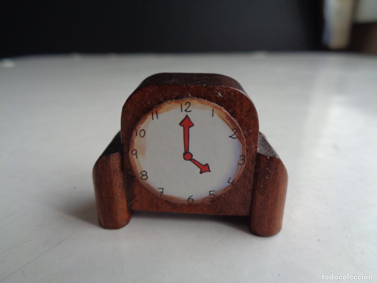 Casas de mu&ntilde;ecas: PEQUE&Ntilde;O RELOJ DE MADERA - Foto 2