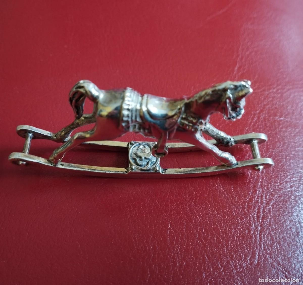 Casas de mu&ntilde;ecas: Caballo Balanc&iacute;n de Alpaca en Miniatura - Foto 1