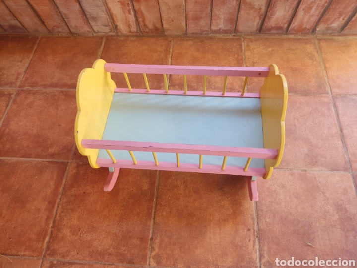 Casas de mu&ntilde;ecas: Cuna para mu&ntilde;eca - Foto 1