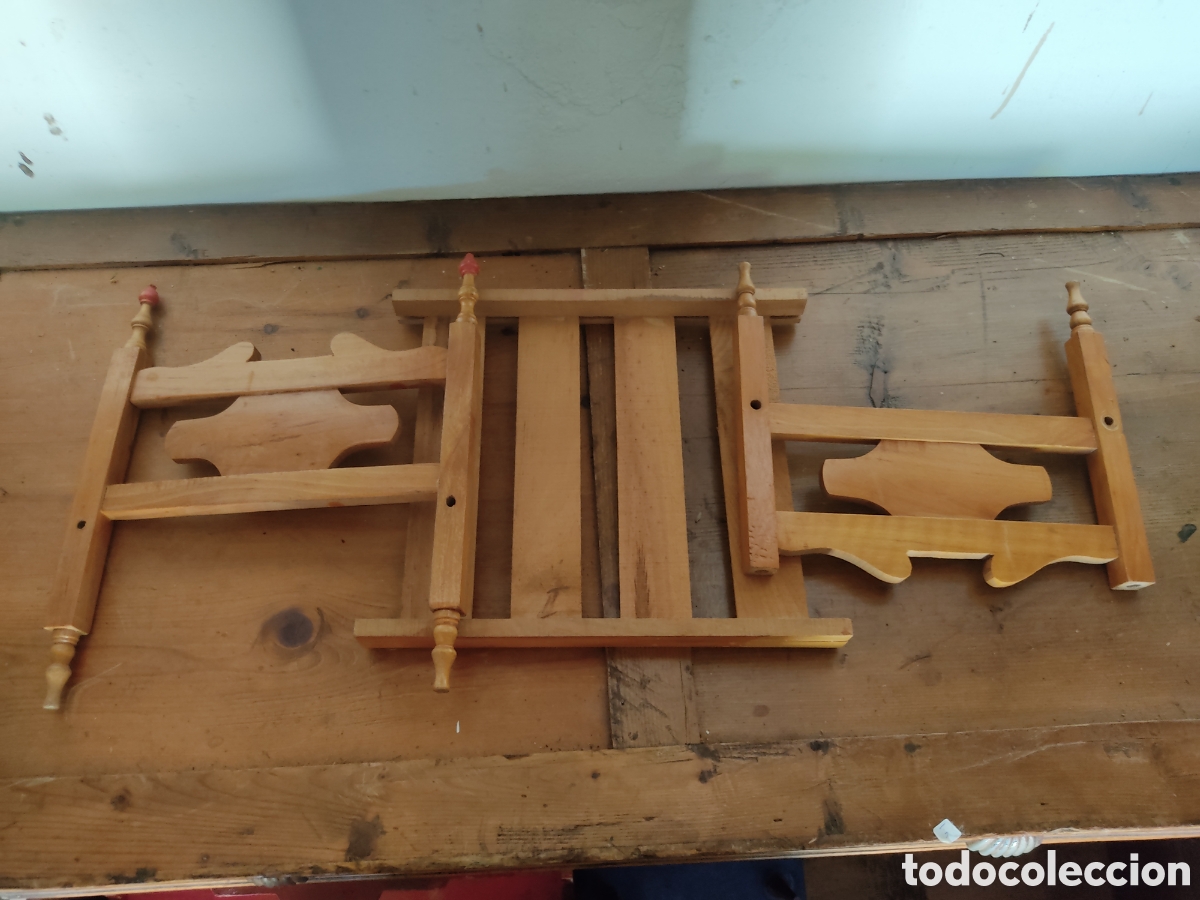 Casas de mu&ntilde;ecas: cama de mu&ntilde;ecas tres piezas con almohada - Foto 1