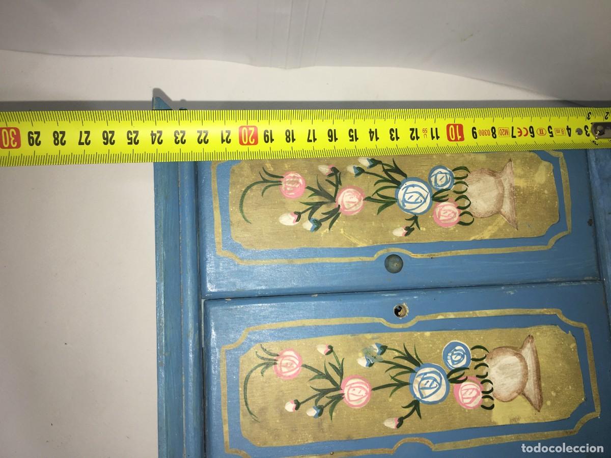 Casas de mu&ntilde;ecas: ARMARIO DE MADERA PARA MU&Ntilde;ECAS - Foto 6