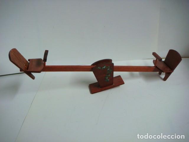 Casas de mu&ntilde;ecas: BALANCIN EN MADERA.CAJ-B-N&ordm;-132 - Foto 1